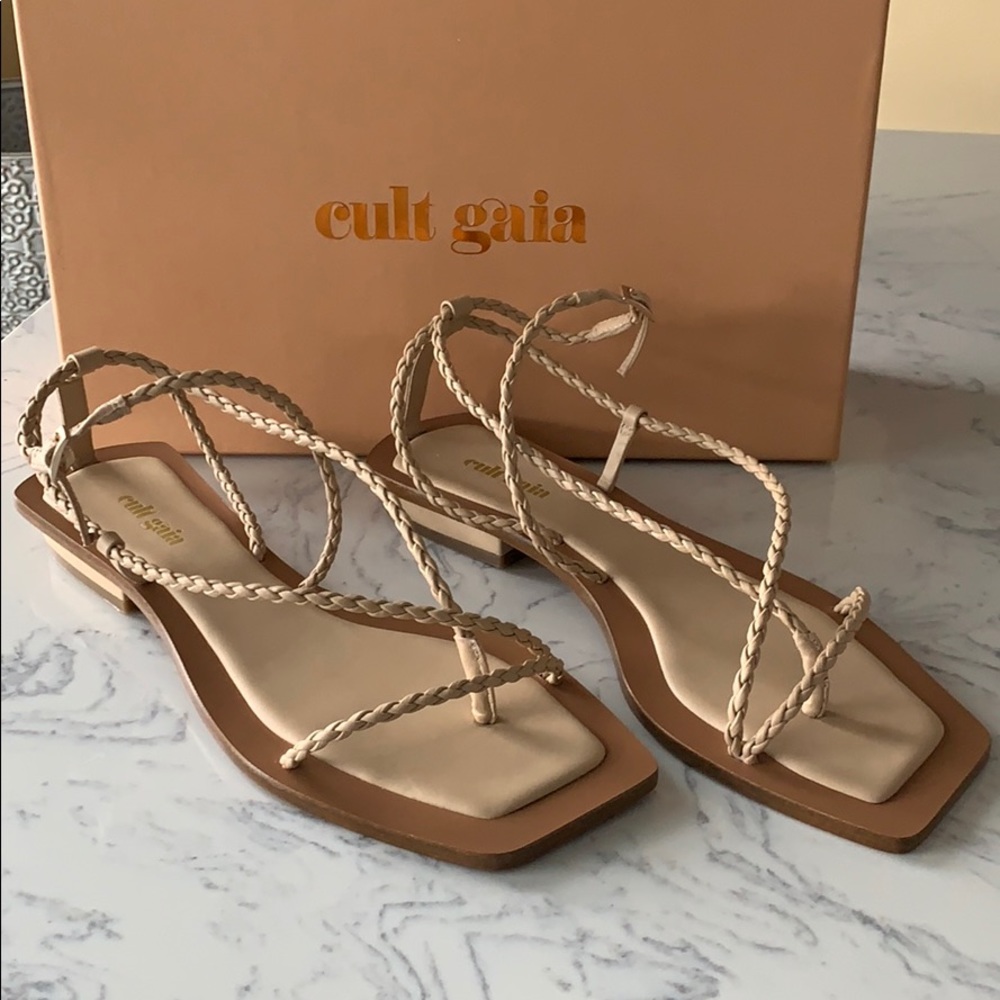 New Cult Gaia “Juno” sandal Size 39.5